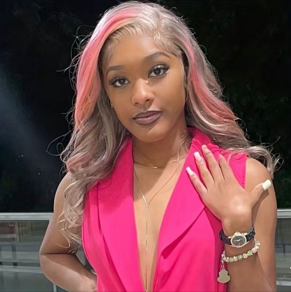 Ombré Highlight Golden Brown/Pink Body Wave Human Hair 13x4 Lace Frontal Wig - Picture 5 of 9